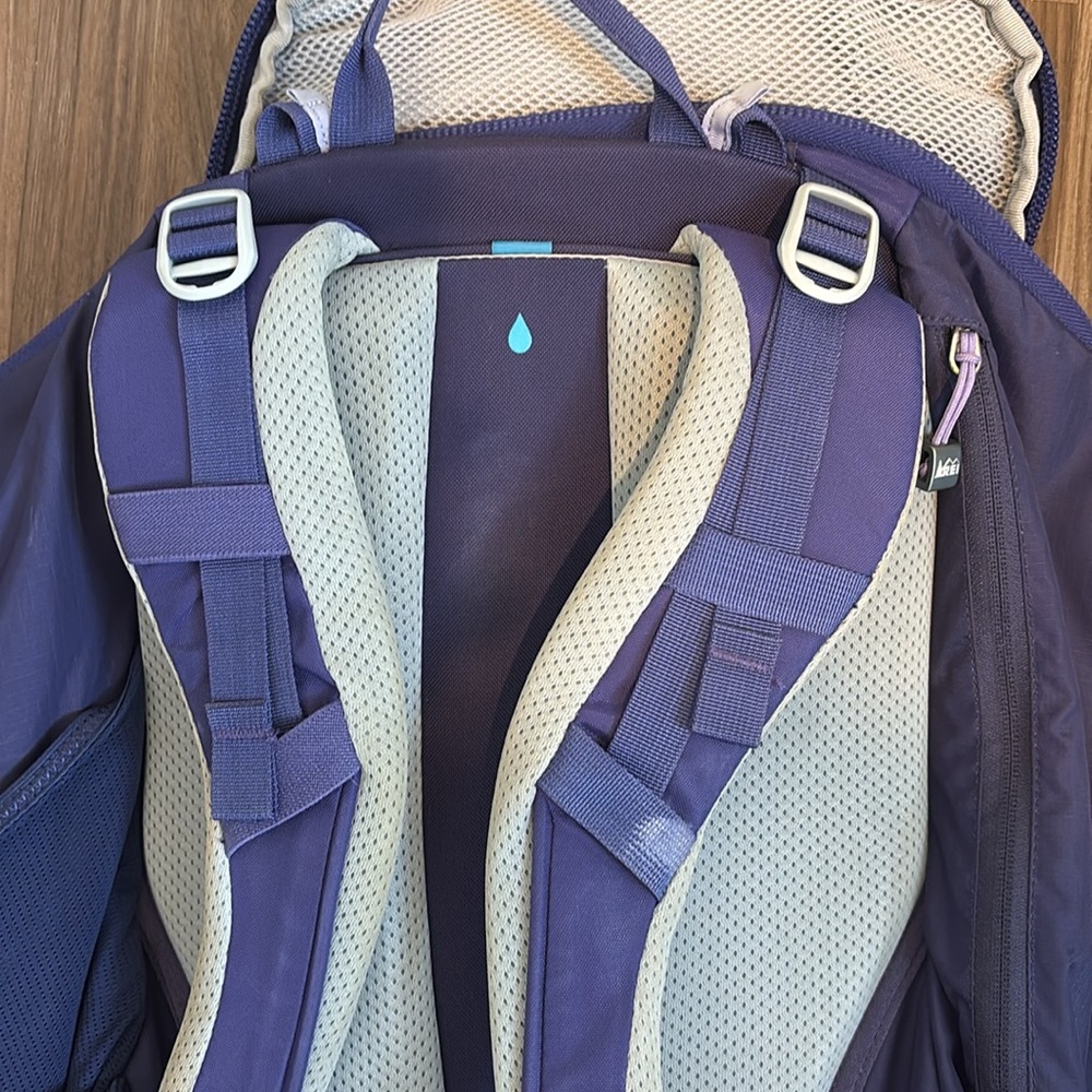 REI Trail 40 Backpack - Purple - Picture 9 of 10